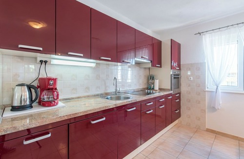 Znjan Apartment | Apartment Gorana