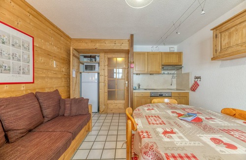 Villard-Reculas Apartment | Apartment 'Granges 32 - Beau Duplex' with Mountain View and Balcony
