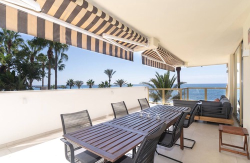 Marbella Seafront Promenade Apartment | Apartment 'Great First Line Amazing Terrace' with Sea View, Wi-Fi and Air Conditioning