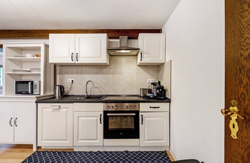 Neunkirchen Apartment | Apartment 'Green House' with Private Terrace, Private Garden and Wi-Fi