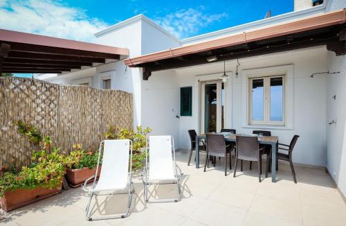 Marina di Andrano Apartment | Apartment Grillo-Villa Anna by Interhome
