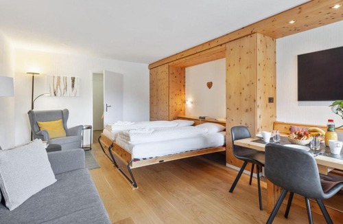 Davos-Dorf Apartment | Apartment Guardaval Apt 207 by Interhome
