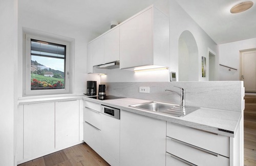 Berg/Monte Apartment | Apartment 'Harmony Apt 3' with Mountain View, Shared Garden and Wi-Fi