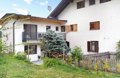 Berg/Monte Apartment | Apartment 'Harmony Apt 3' with Mountain View, Shared Garden and Wi-Fi