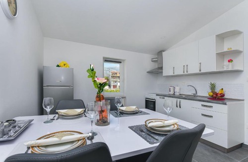 Strozanac Apartment | Apartment Heaven