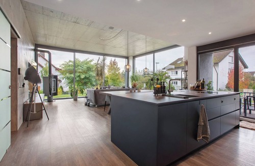 Karsau Apartment | Apartment 'Helle Lichtdurchflutete Wohnung' with Mountain View, Private Terrace and Wi-Fi