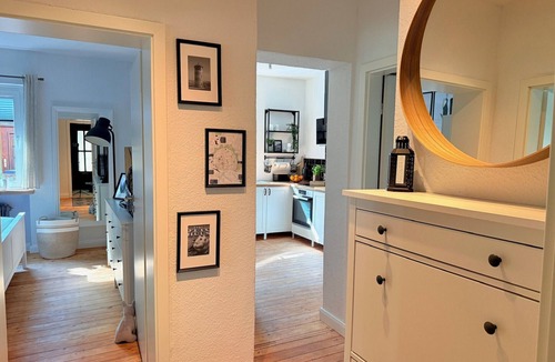 Emden Apartment | Apartment 'Herrentor' with Private Terrace, Private Garden and Wi-Fi