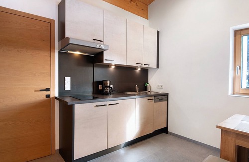Laudes Apartment | Apartment 'Hof Am Egg' with Mountain View, Private Terrace and Wi-Fi