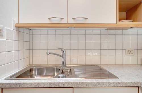 Lagundo Apartment | Apartment 'Hofanger Etschblick' with Mountain View, Balcony and Wi-Fi