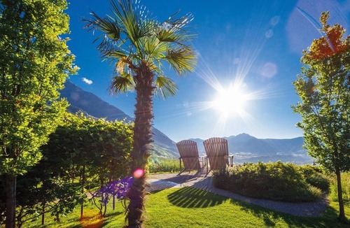 Lagundo Apartment | Apartment 'Hofer Hof Hirzer' with Mountain View, Garden & Wi-Fi