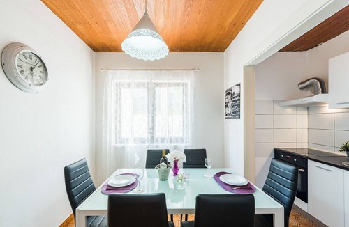 Znjan Apartment | Apartment Hope (ST) - Two Bedroom Apartment with Balcony