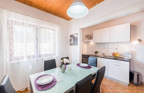 Znjan Apartment | Apartment Hope (ST) - Two Bedroom Apartment with Balcony