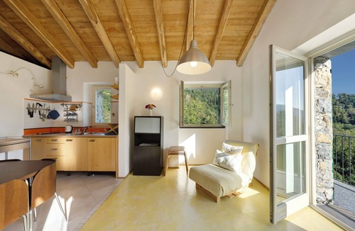 Borzonasca Apartment | Apartment 'Il Mulino - Appartamento Terra' with Mountain View, Shared Garden and Balcony