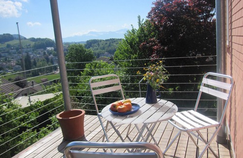 Wald Apartment | Apartment in a beautiful panoramic location in the forest in the Zurich Oberland