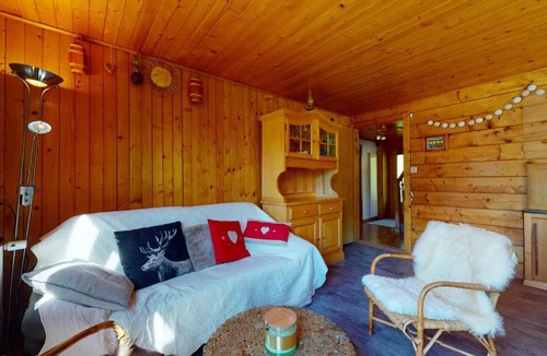 Evolene Apartment | Apartment in a chalet in Evolene family friendly and cosy