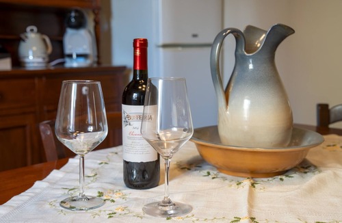 Lorenzana Apartment | Apartment in a small and quaint village in the heart of Tuscany.