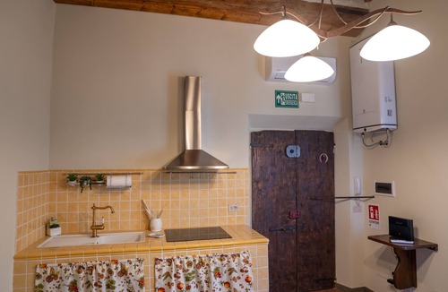 Lorenzana Apartment | Apartment in a small and quaint village in the heart of Tuscany.