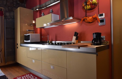 Teolo Apartment | Apartment in an 18th century village in the regional park of the Euganean Hills