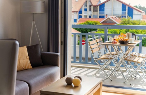 Biscarrosse Plage Apartment | Apartment in Biscarosse near Sandy Beach