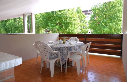 Porto Santa Margherita Apartment | Apartment in Caorle near Beach & Pool
