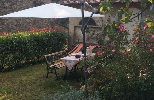 Aquilea Apartment | Apartment in carefully renovated farmhouse with exclusive garden