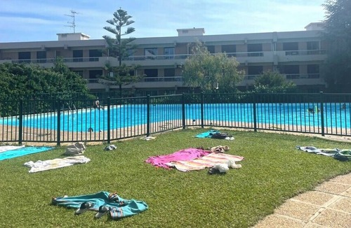 Fabron Apartment | Apartment in complex with pool and tennis court