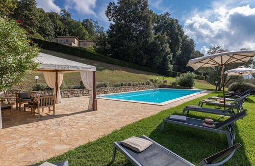 Gambassi Terme Apartment | Apartment in Farm with pool