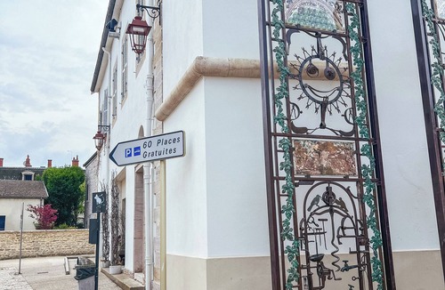 Gevrey-Chambertin Apartment | Apartment in the heart of Gevrey-Chambertin