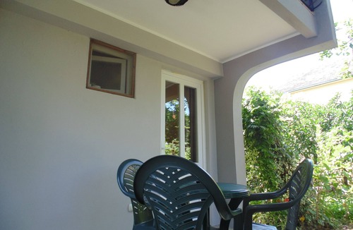 Zeljeznica Apartment | Apartment in garden with