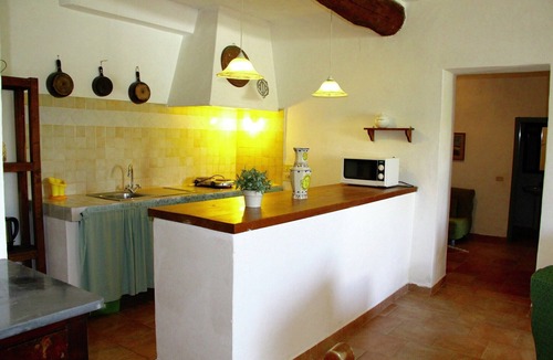 Collesalvetti Apartment | Apartment in Guasticce with shared pool