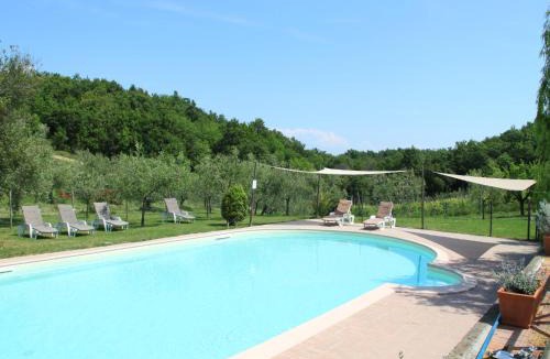 Collesalvetti House | Apartment in Guasticce with shared pool