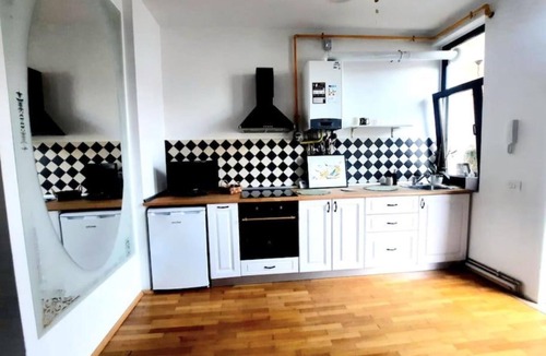 Old City Apartment | Apartment in historic building - Sleeps 4