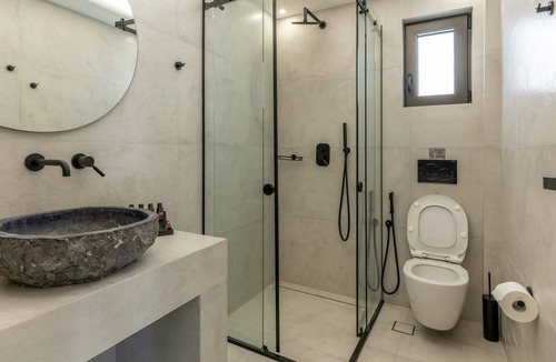 Agios Georgios House | Apartment in Hotel “Villa Basilica Tefsia” with Private Garden, Wi-Fi & Air Conditioning