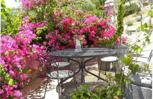 Monte Sant'Angelo House | Apartment in noble residence with magnificent sea view, 2 or 4 people