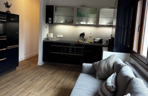 Laredo Apartment | Apartment in Laredo, 5 minutes walking distance to the beach and with terrace