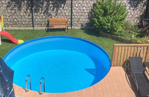Hinterhainbach Apartment | Apartment in Mauerbach near Vienna with pool