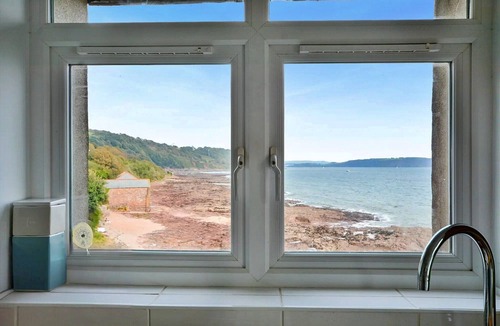 Kingsand Cottage | Apartment in Newquay near Towan Beach