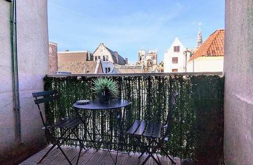 Burgwallen Nieuwe Zijde Apartment | Apartment in Amsterdam City Center