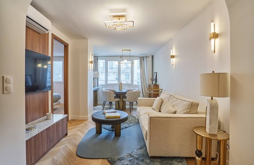 Saint-Vincent-de-Paul Apartment | Apartment in the Center of Paris
