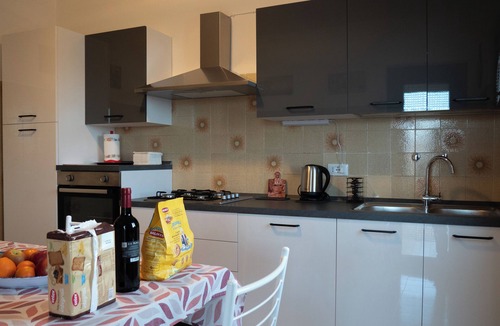Muggia Villa | Apartment in villa with garden CIN IT032003C2BP5JM2B2