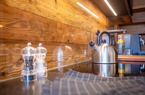Postal Apartment | Apartment "Innerbachlerhof Gantkofel" with Wi-Fi, Air Conditioning, Garden & Pool