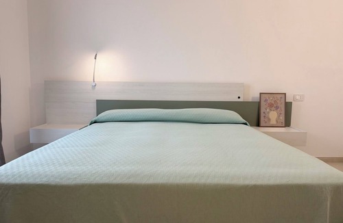 Campora San Giovanni Apartment | Apartment near the sea with umbrella, sunbeds. A pizza dinner included