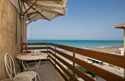 Donoratico Apartment | Apartment near Marina Castagneto Beach