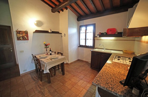 Castagneto Carducci Apartment | Apartment with pool in a family farmhouse on the Tuscan coast.