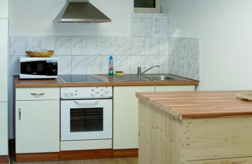 St. Valentin auf der Haide Apartment | Apartment Haupthaus Schönblick - SVH118 by Interhome