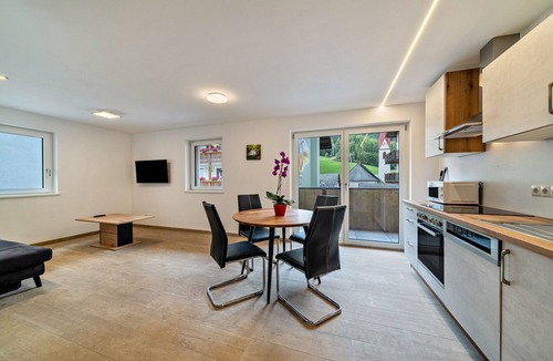 St. Valentin auf der Haide Apartment | Apartment "Lamm 3" with Mountain View, Balcony & Wi-Fi
