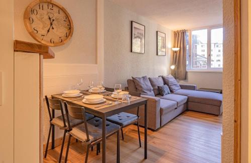 Chamonix City Centre Apartment | Apartment Jonquille 2C - Chamonix Peaks Getaway