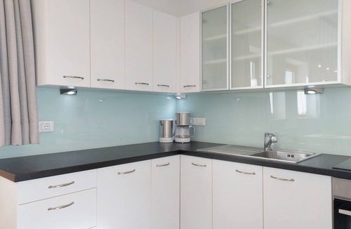 Collalbo Apartment | Apartment “Kardinerhof Bergwiese” with Mountain View, Shared Garden and Wi-Fi