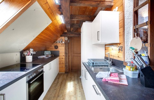 Blasiwald Apartment | Apartment 'Karlshorst' with Shared Garden, Balcony and Wi-Fi