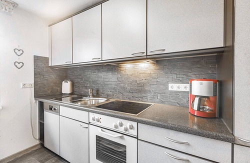 Gellinghausen Apartment | Apartment 'Klatschmohn' with shared terrace and Wi-Fi